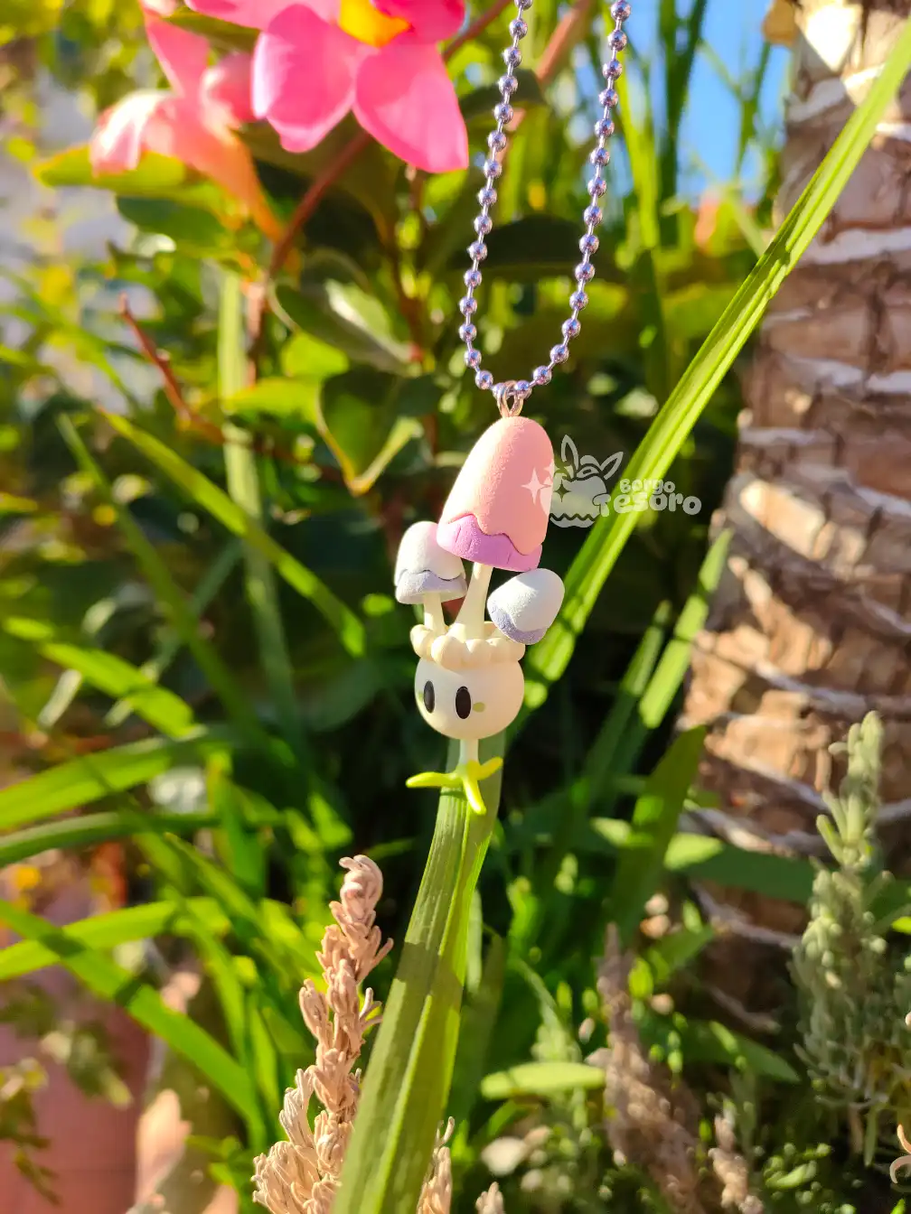 Morelull Pokémon Glowing Keychain - immagine 3