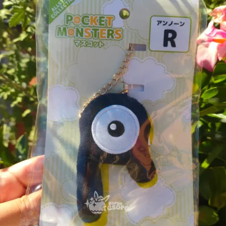 Unown R Pokémon Peluche Keychain