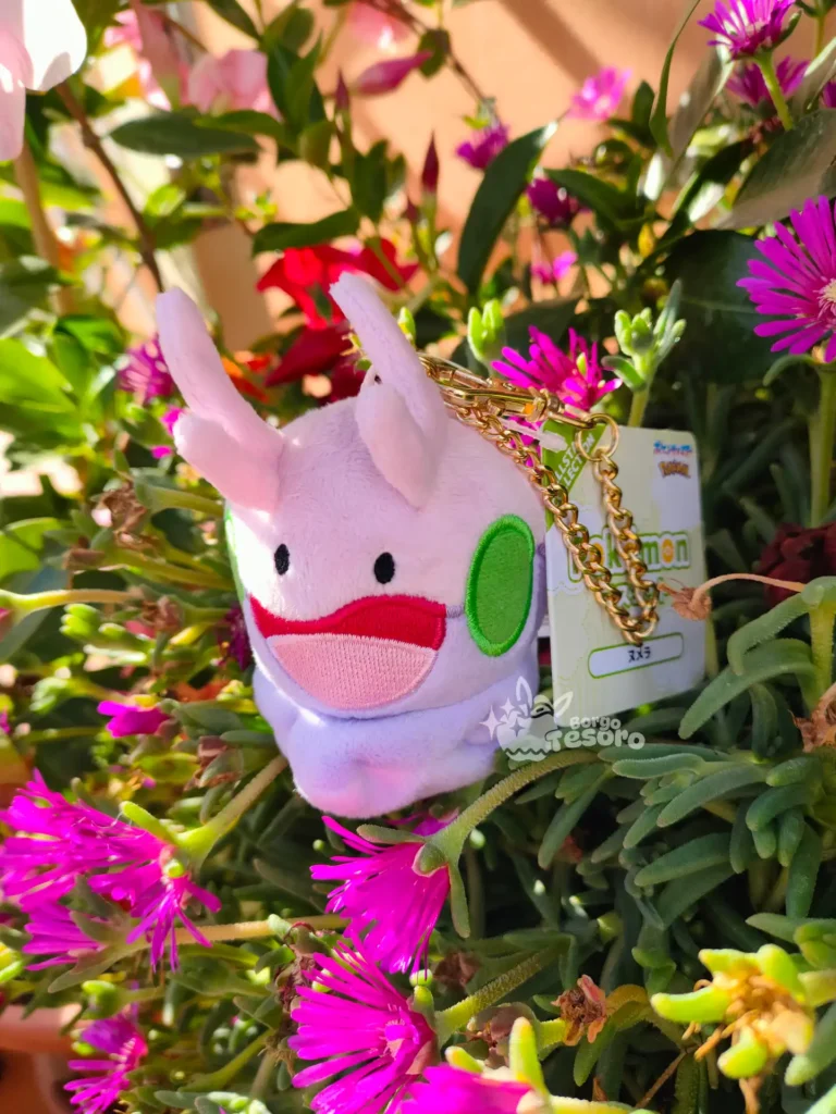 Goomy Pokémon Keychain Peluche