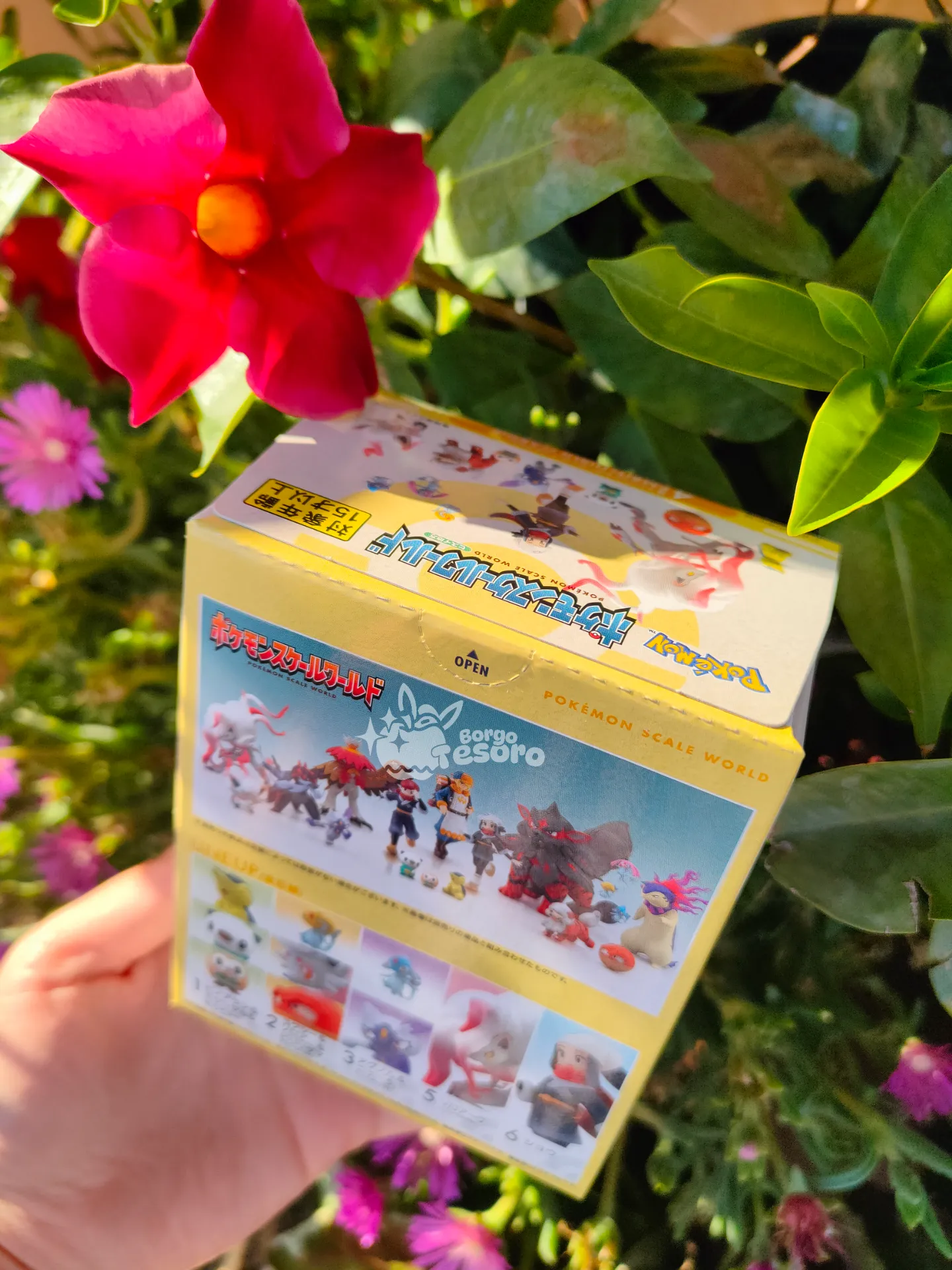 Growlithe di Hisui & Mesprit Pokémon Scale World Figure - immagine 2