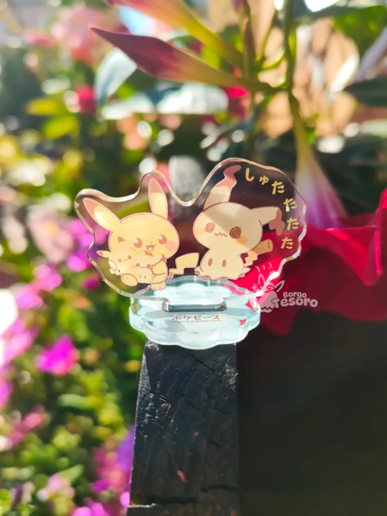 Mimikyu & Pikachu Pokémon Poképeace Stand