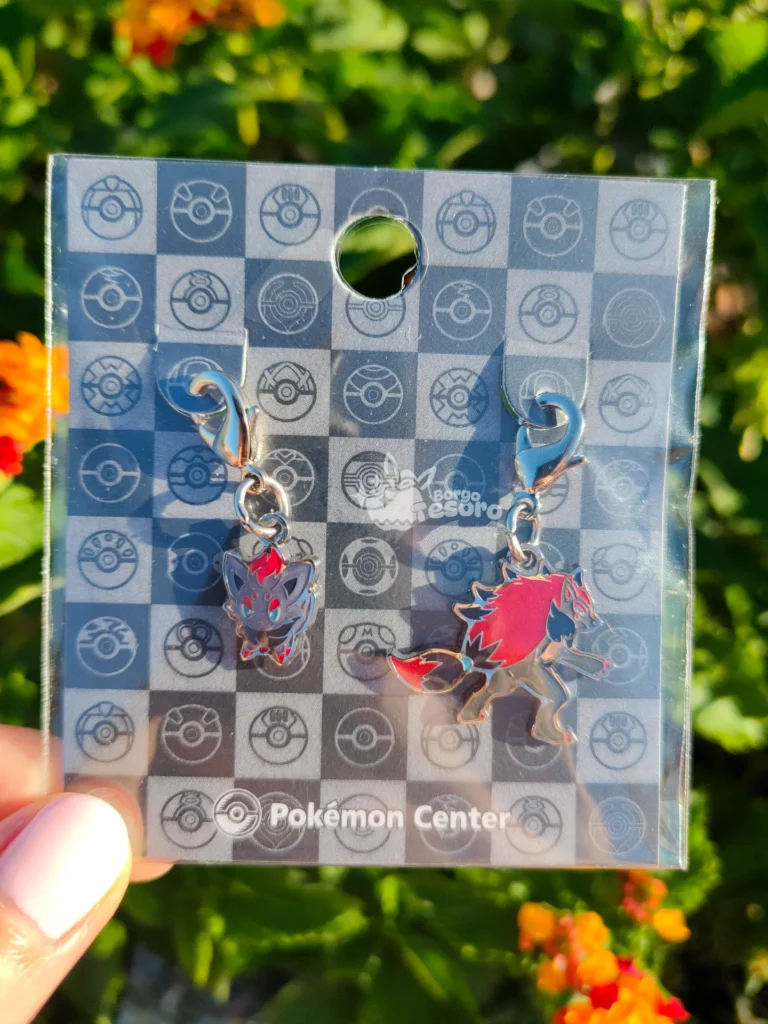 Zorua & Zoroark Pokémon Metal Charm