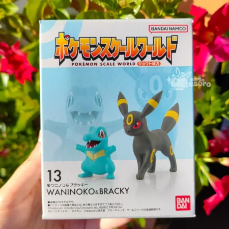 Umbreon & Totodile Pokémon Scale World Figure