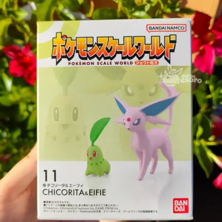 Espeon & Chikorita Pokémon Scale World Figure