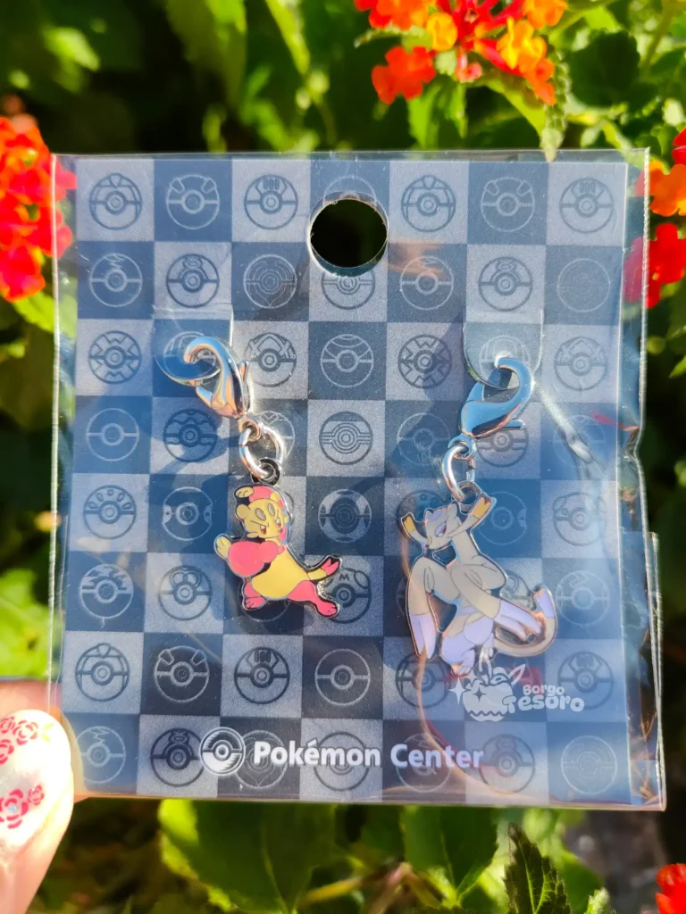 Mienfoo & Mienshao Pokémon Metal Charm