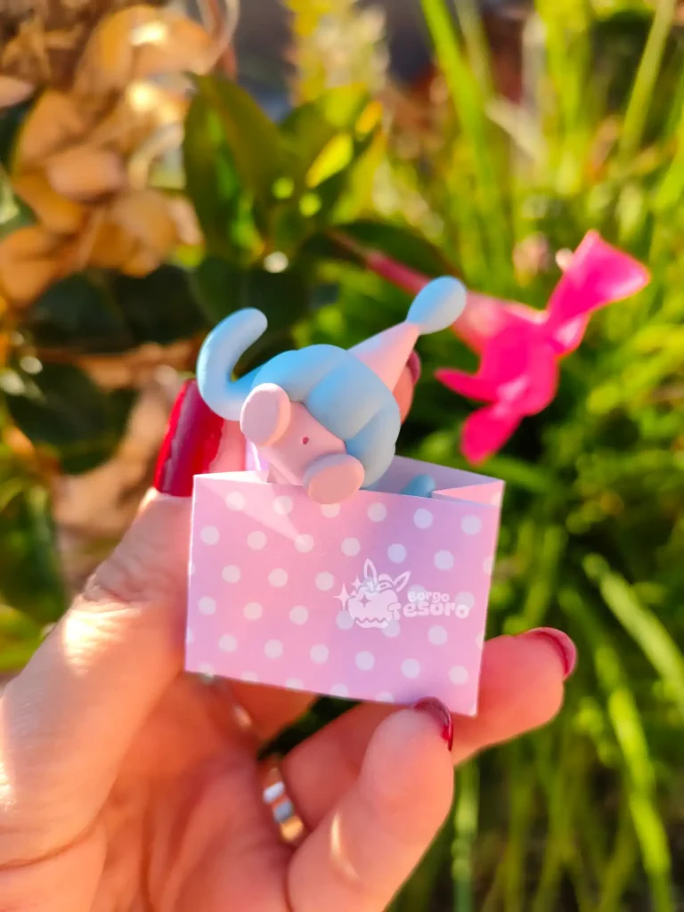 Hatenna Pokémon Hide & Seek Figure