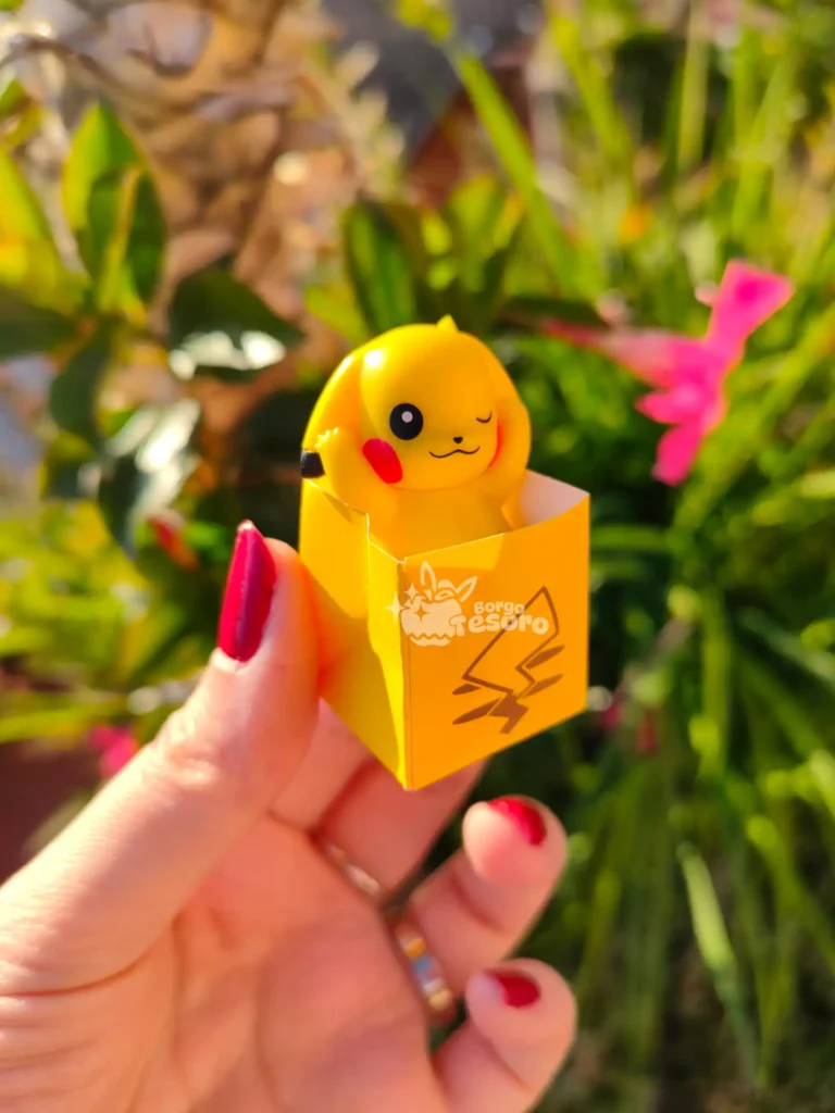 Pikachu Pokémon Hide & Seek Figure
