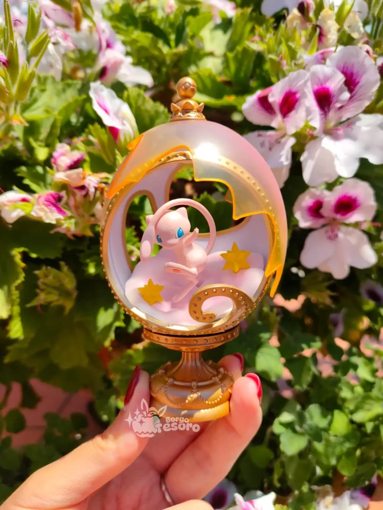 Mew Pokémon Ovaltique Rement