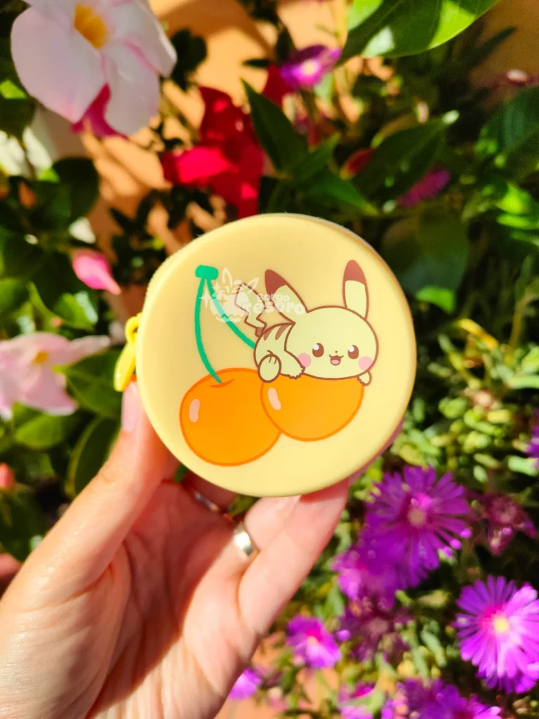 Pikachu Pokémon Poképeace Mini Pouch Tascabile