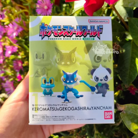Froakie, Frogadier & Pancham Pokémon Scale World Figure