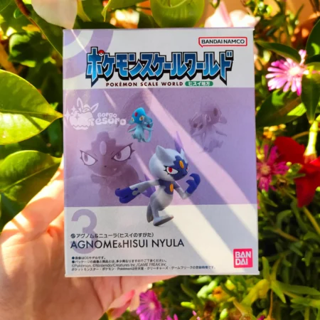 Sneasel di Hisui & Azelf Pokémon Scale World Figure