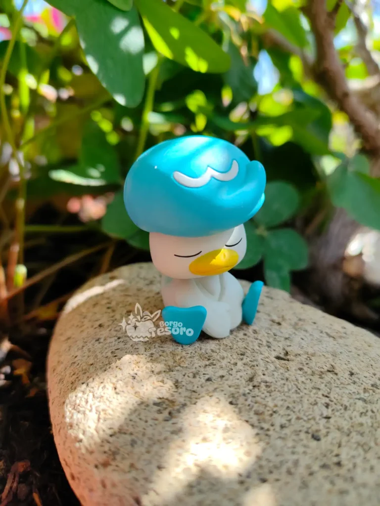 Quaxly Pokémon Sleeping Figure