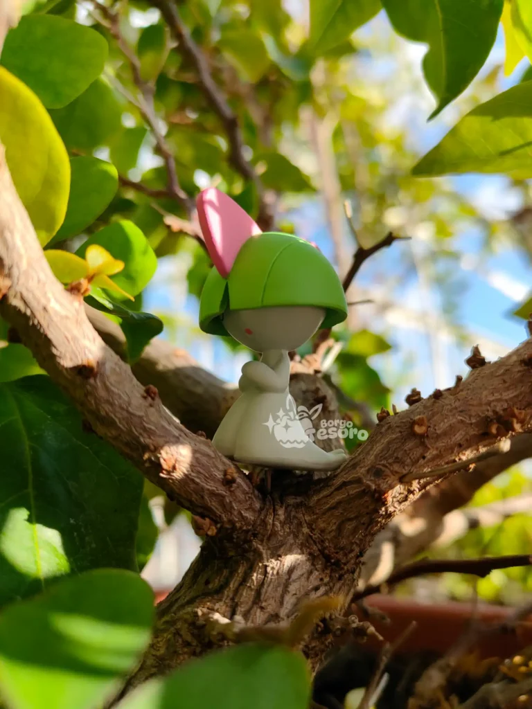 Ralts Pokémon Sleeping Figure