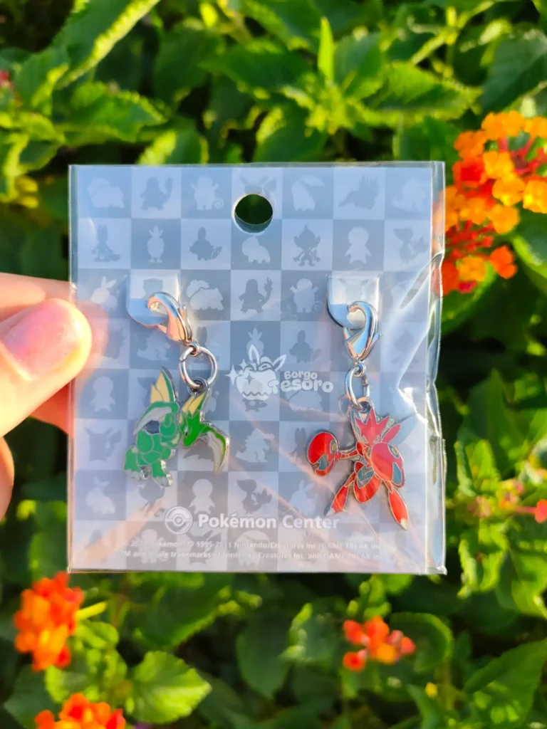 Scyther & Scizor Pokémon Vintage Metal Charm