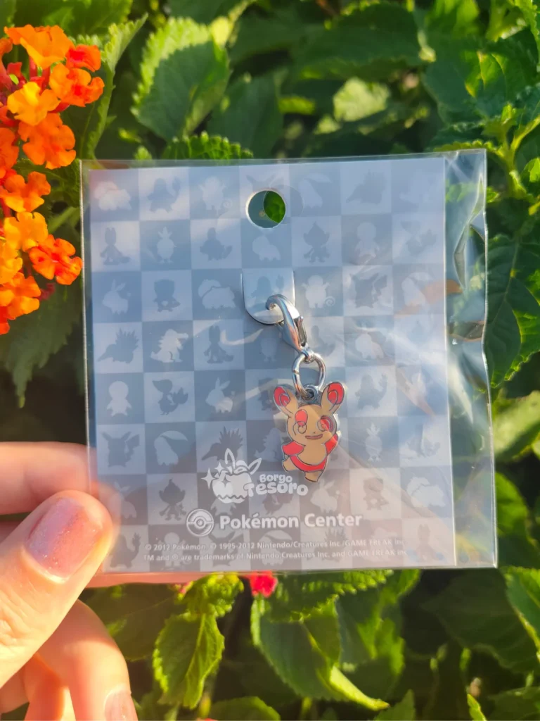 Spinda Pokémon Vintage Metal Charm