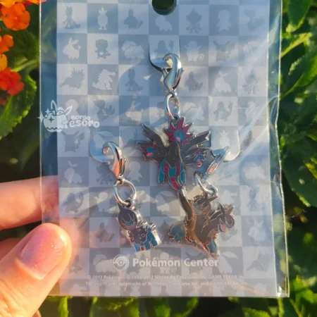 Deino, Zweilous & Hydreigon Pokémon Vintage Metal Charm