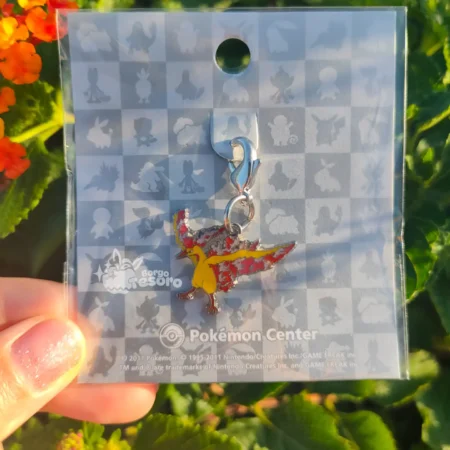 Moltres Pokémon Vintage Metal Charm