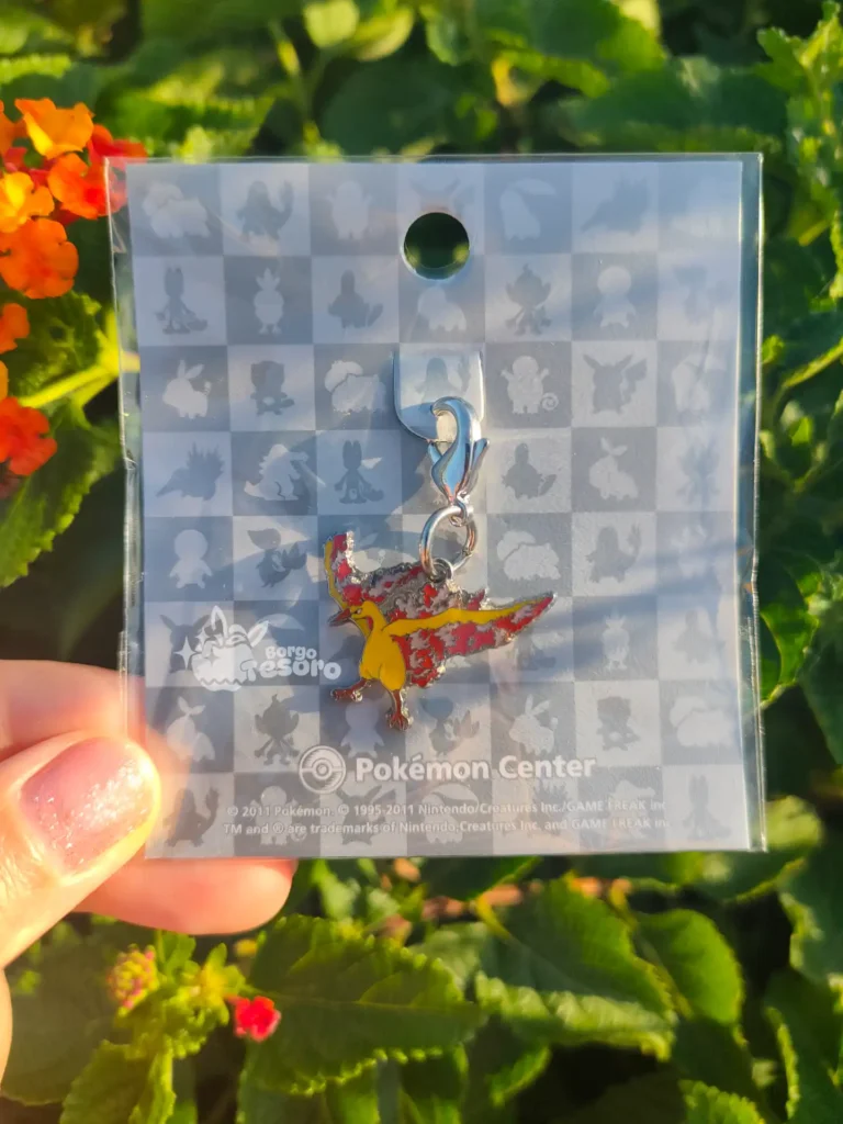 Moltres Pokémon Vintage Metal Charm