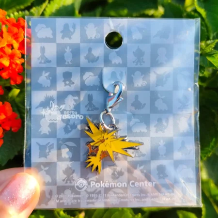 Zapdos Pokémon Vintage Metal Charm