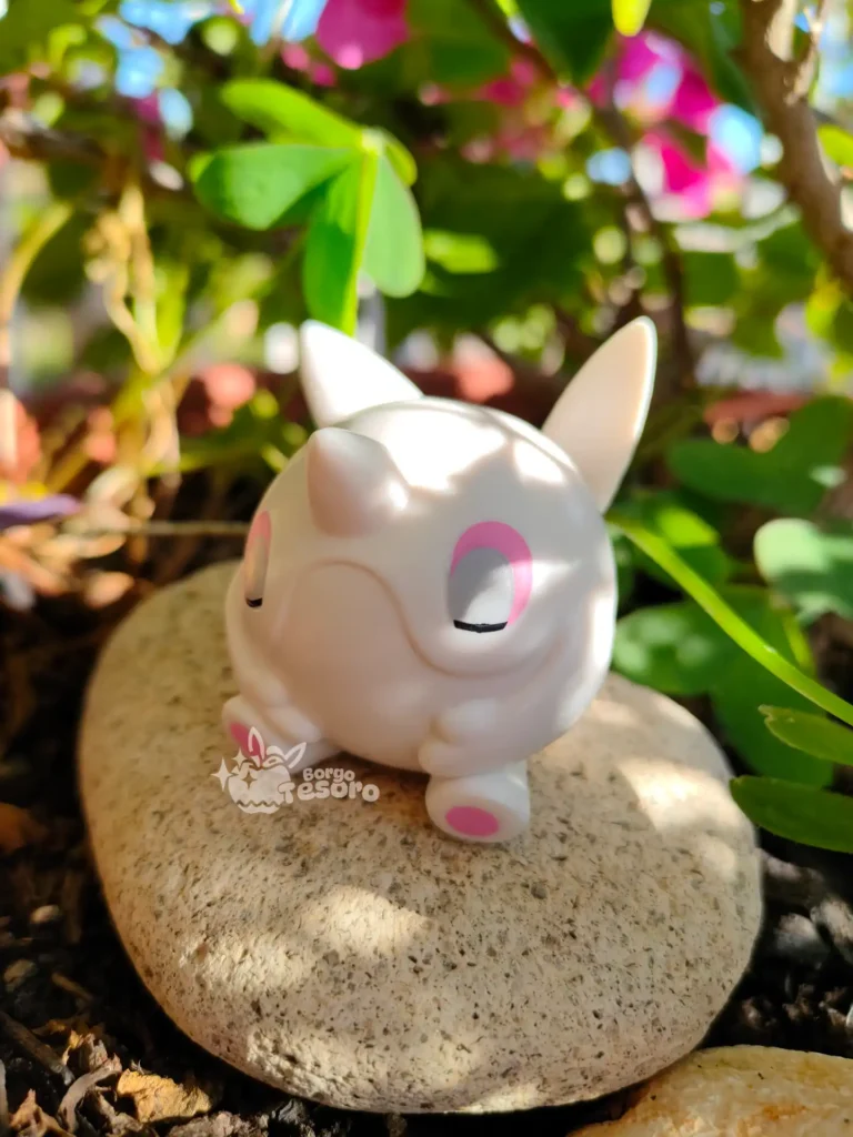 Cetoddle Pokémon Sleeping Figure