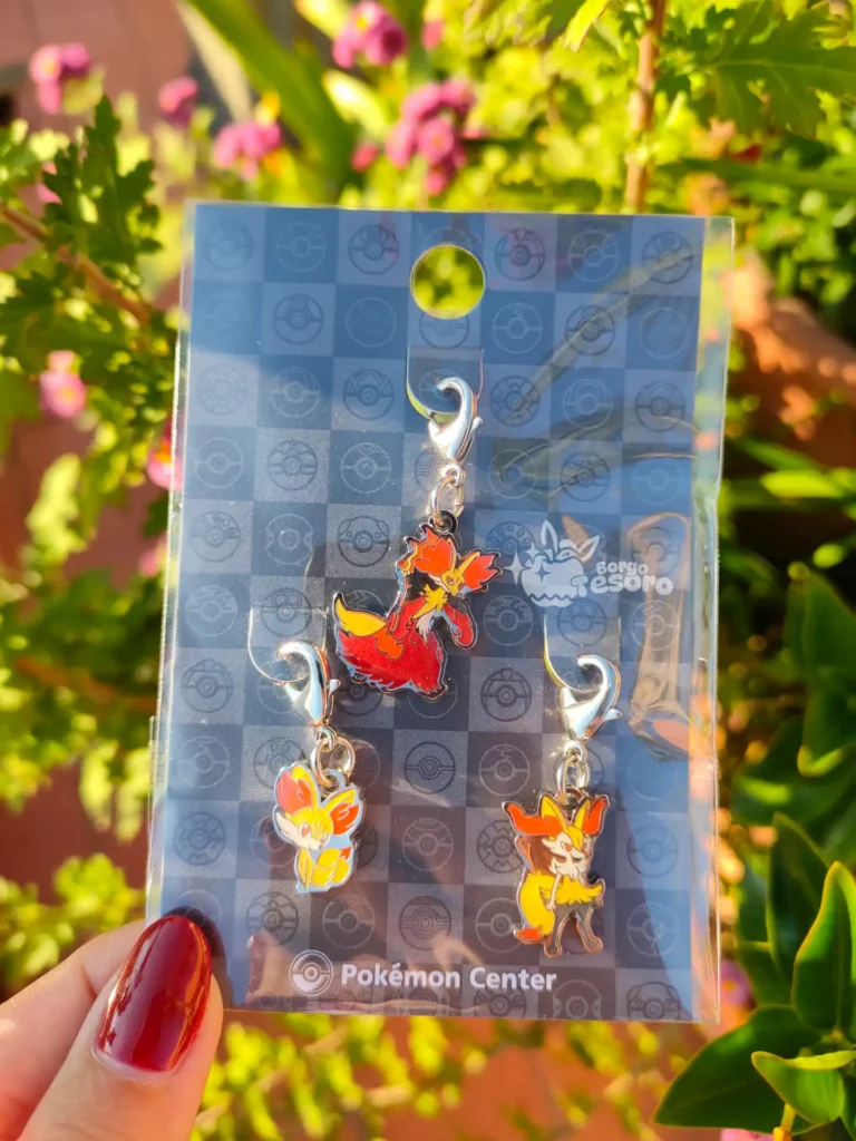 Fennekin, Braixen & Delphox Pokémon Metal Charm