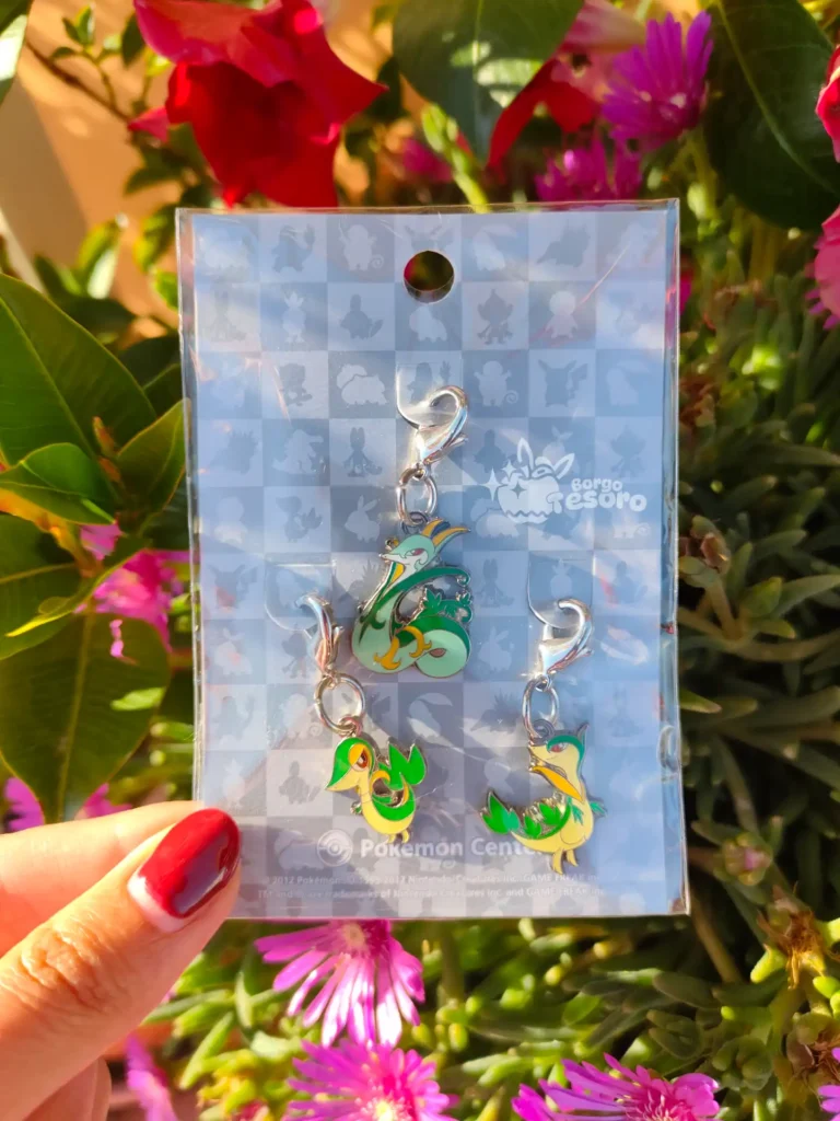 Snivy, Servine & Serperior Pokémon Vintage Metal Charm