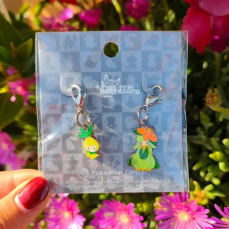 Petilil & Lilligant Pokémon Vintage Metal Charm