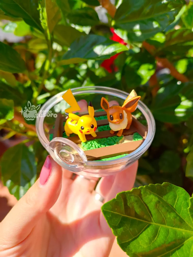 Eevee & Pikachu Pokémon Rement Terrarium