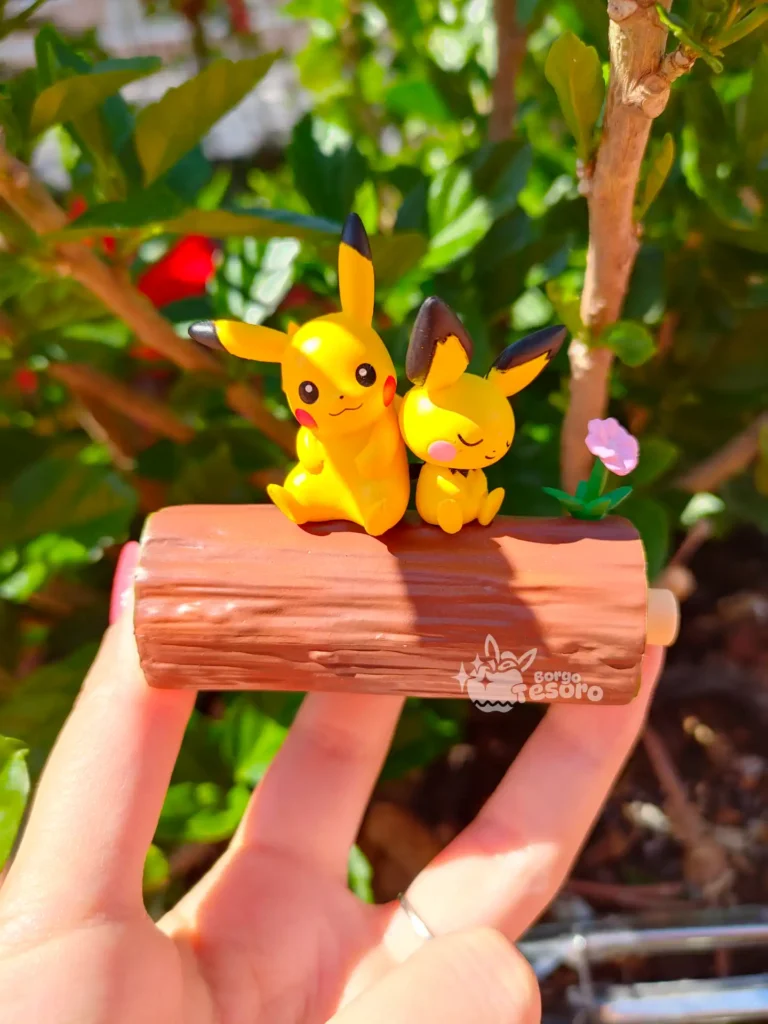 Pichu & Pikachu Pokémon Connecting Tree Rement