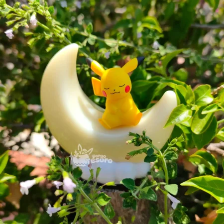 Pikachu Pokémon Big Moon Light Figure