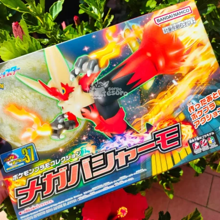 Mega Blaziken Pokémon Plastic Model Figure