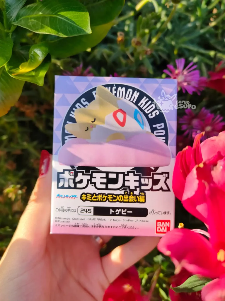 Togepi Pokémon Finger Puppet