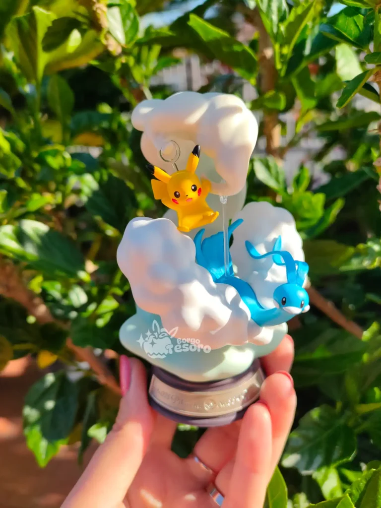 Altaria & Pikachu Pokémon Swing Vignette Rement
