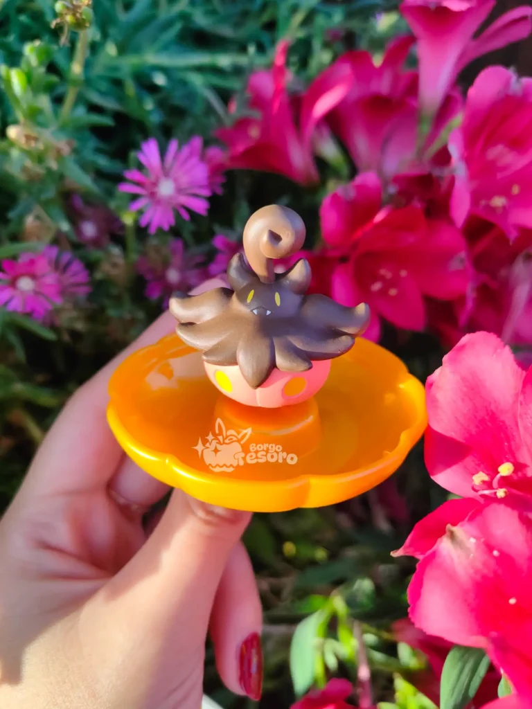 Pumpkaboo Pokémon Accessory Case Figure