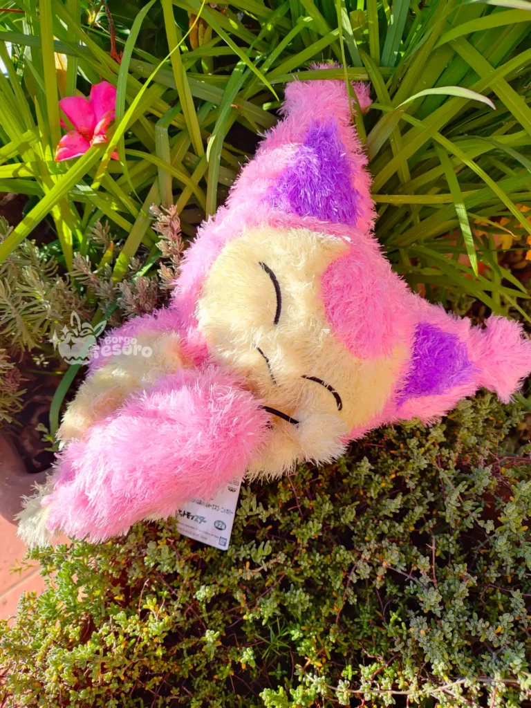 Skitty Pokémon Peluche Fluffy