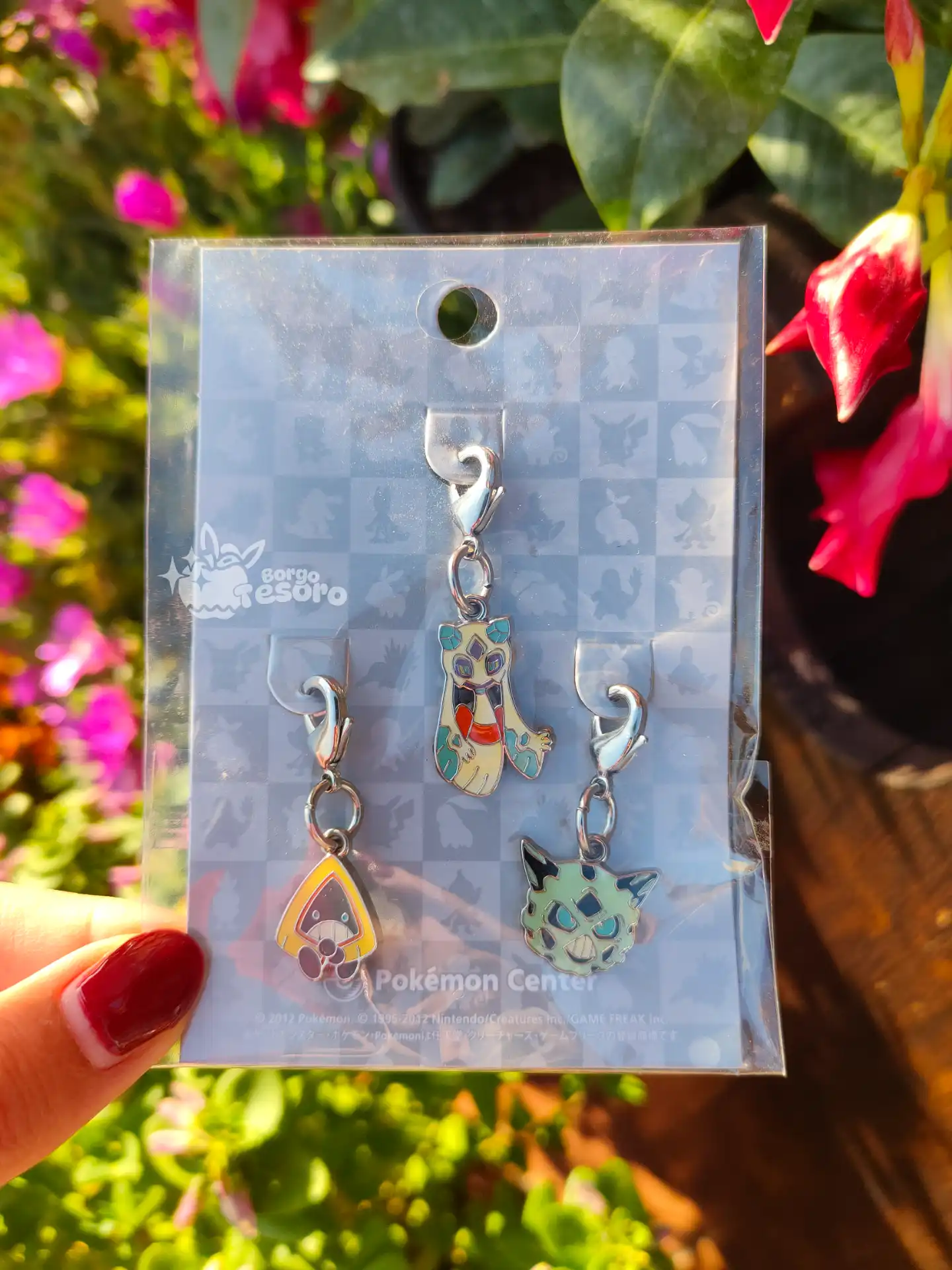 Snorunt, Glalie & Froslass Pokémon Vintage Metal Charm