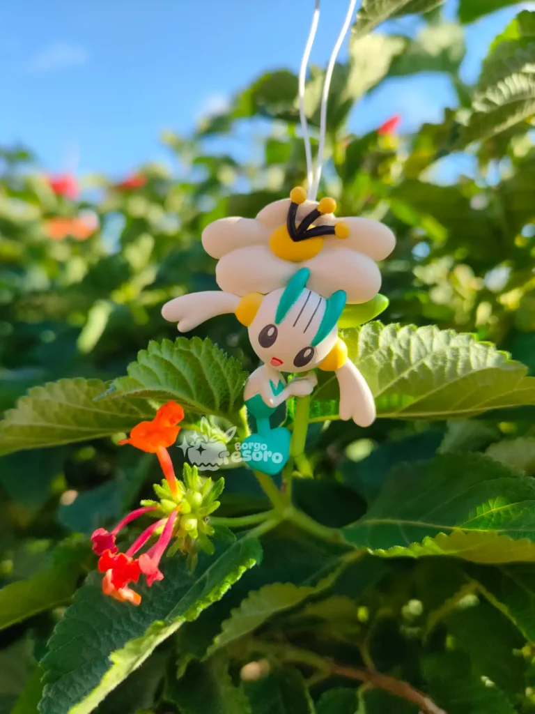 Floette Pokémon Flat Keychain